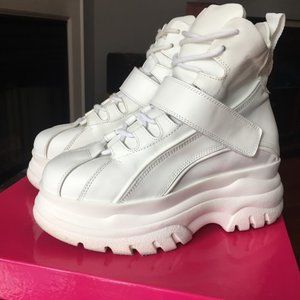 B2 White Platform Hi-Top Sneaker